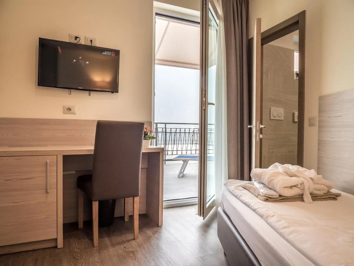 Hotel Capo Reamol Limone sul Garda Italy