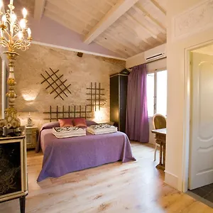 Mr. My Bed & Breakfast Florens