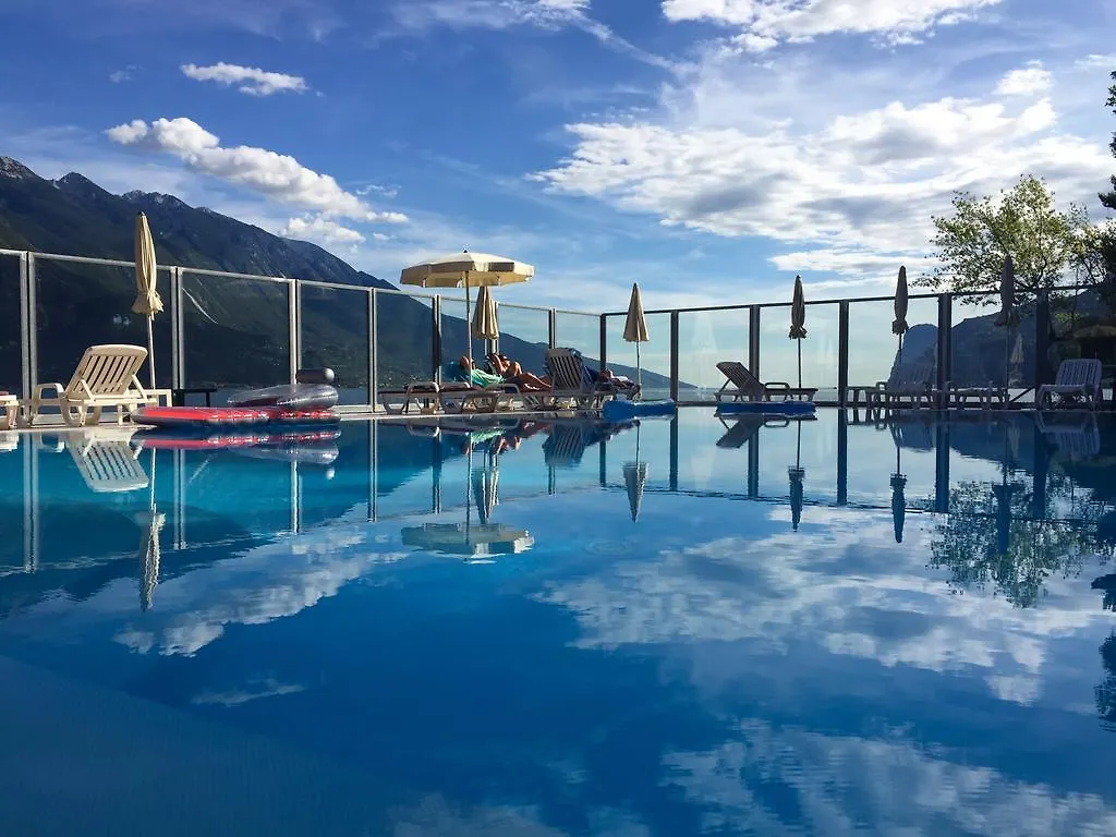 Hotel Capo Reamol location