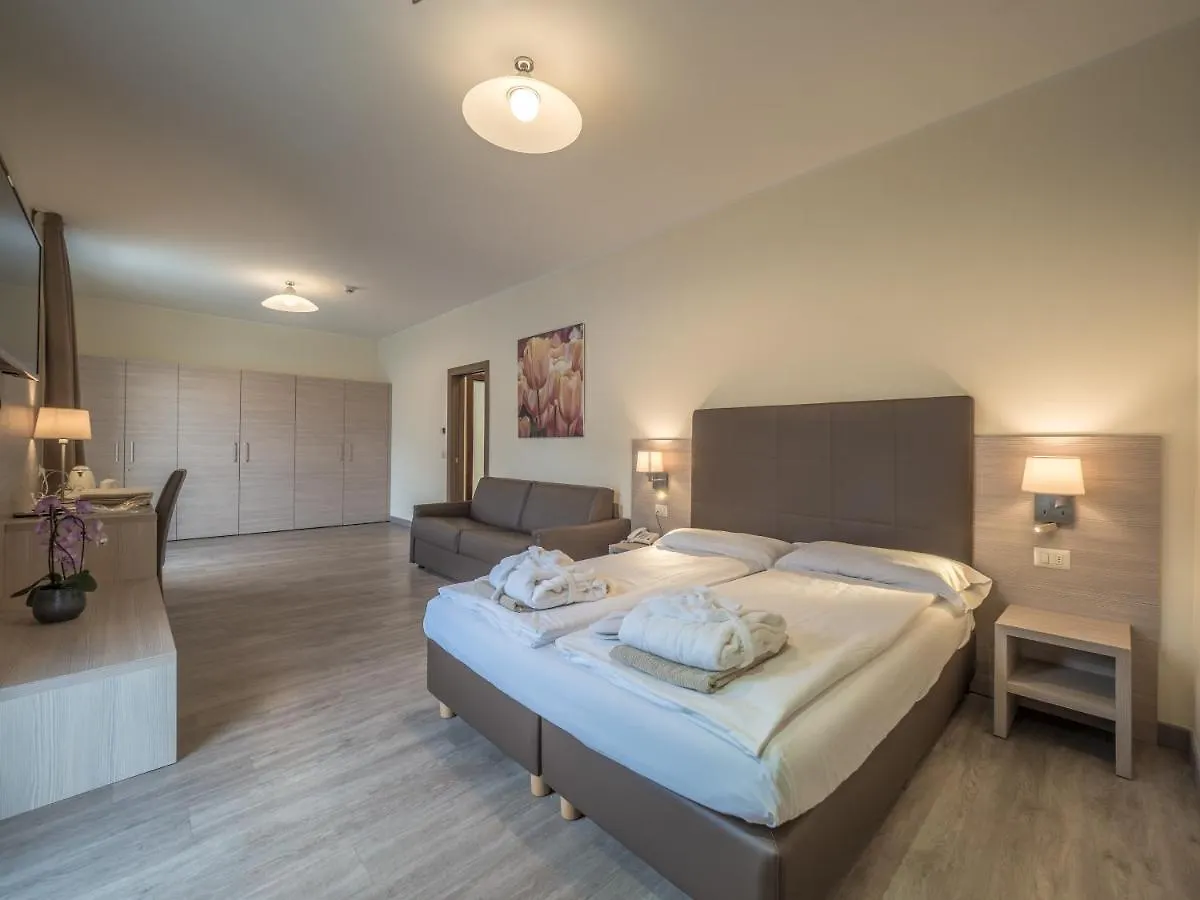 Hotel Capo Reamol Limone sul Garda