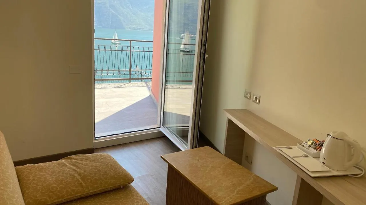 Hotel Capo Reamol Limone sul Garda